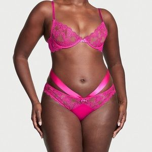 NWT Victoria’s Secret Queen of Hearts Strappy Heart Embroidery Cheeky Panty